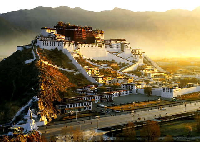 Chengdu Mix Hostel - Tibet tour